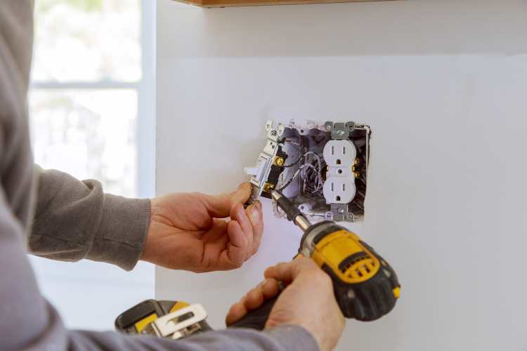 types of electrical outlets