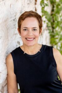 allison dancy headshot 